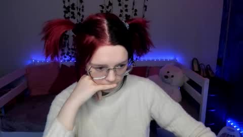 shy_elina01 online show from 13, 11, 2025