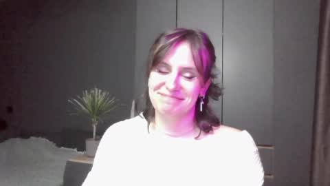 Snapshot of shy_miracle chatting on 31, 3, 2026 shy_miracle online show from 31, 3, 2026