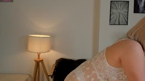 Snapshot of shy_nikka_4you chatting on 10, 7, 2026 Nika online show from 10, 7, 2026
