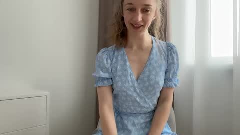 shy_schoolgirl_ online show from 10, 6, 2026
