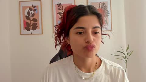 Snapshot of shylittlebunny chatting on 25, 2, 2025 shylittlebunny online show from 25, 2, 2025