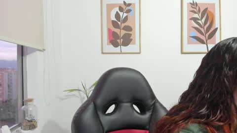 shylittlebunny online show from 16, 4, 2026