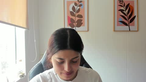 Snapshot of shylittlebunny chatting on 21, 4, 2026 shylittlebunny online show from 21, 4, 2026