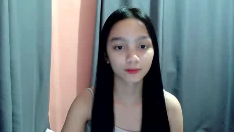 Snapshot of shypinay_kaira chatting on 19, 9, 2025 kaira online show from 19, 9, 2025