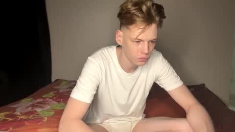 Snapshot of shyredstar chatting on 22, 12, 2024 Tom and Betty online show from 22, 12, 2024