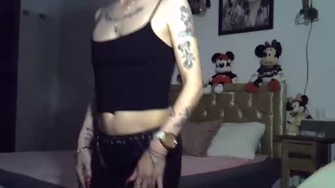 Snapshot of shyskinnynina chatting on 7, 5, 2026 Nina online show from 7, 5, 2026