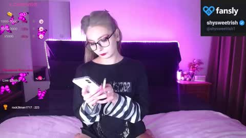 Snapshot of shysweetrish chatting on 8, 10, 2025 shysweetrish online show from 8, 10, 2025