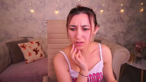 shyy_jany online show from 12, 4, 2026