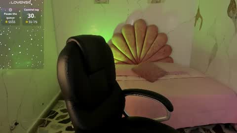 Snapshot of siafoxx_ chatting on 7, 7, 2026 siafoxx_ online show from 7, 7, 2026