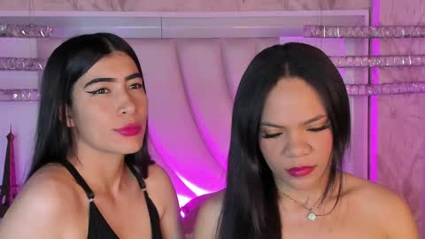 Snapshot of siara_lewis_ chatting on 11, 5, 2026 Siara and Zoe tattoo online show from 11, 5, 2026