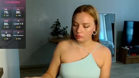 Snapshot of siberian_girl_ chatting on 27, 9, 2025 Eva online show from 27, 9, 2025