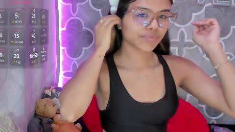 sidney_brownn online show from 29, 4, 2026