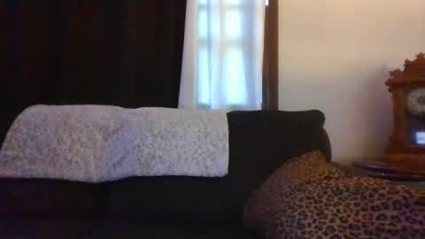 Mrs. St. Patrickk online show from 15, 4, 2026