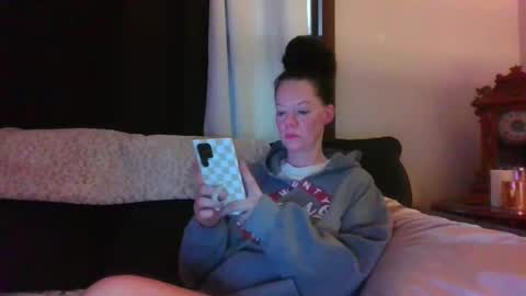 Snapshot of sidneyraee chatting on 30, 4, 2026 Mrs. St. Patrickk online show from 30, 4, 2026
