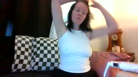 Snapshot of sidneyraee chatting on 18, 6, 2026 Mrs. St. Patrickk online show from 18, 6, 2026