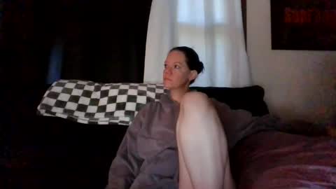 Snapshot of sidneyraee chatting on 7, 7, 2026 Mrs. St. Patrickk online show from 7, 7, 2026