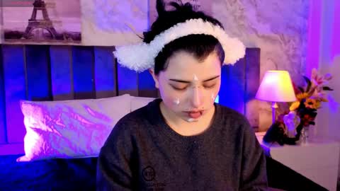 Sienna Desieree online show from 4, 5, 2026