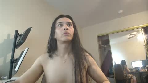 Snapshot of siennalilbunnykate chatting on 12, 12, 2024 Nicole Zelaya Ferrati  Niky Ferrati online show from 12, 12, 2024