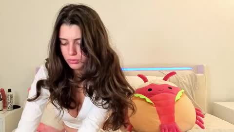 Sienna online show from 10, 2, 2026