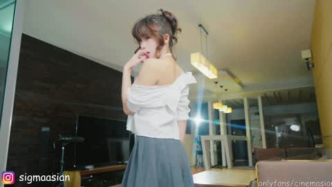 OF   instagram sigmaasian twitter sigmasian online show from 3, 2, 2025