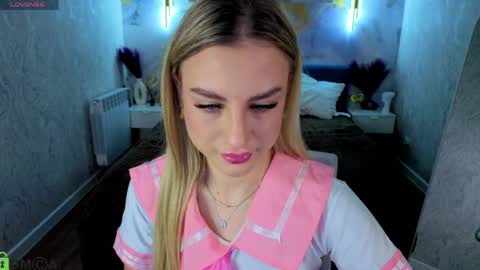 Snapshot of silen_tori chatting on 10, 6, 2026 Silen online show from 10, 6, 2026