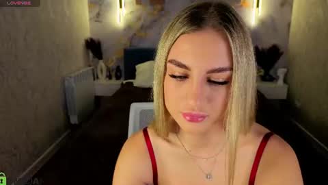 Snapshot of silen_tori chatting on 11, 6, 2026 Silen online show from 11, 6, 2026