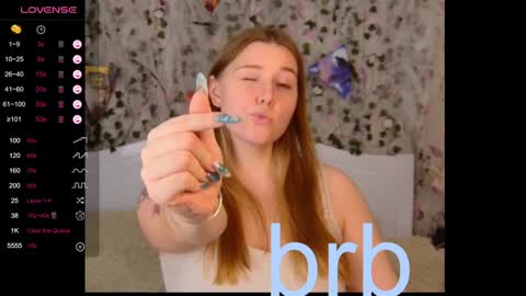 Snapshot of silent_princesses chatting on 13, 12, 2024 Chloe online show from 13, 12, 2024