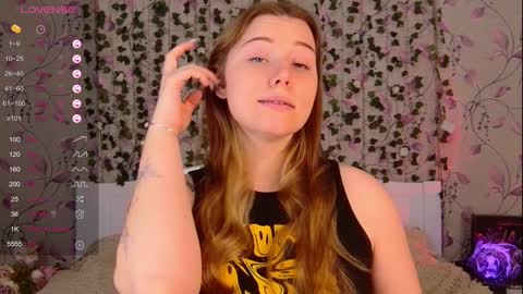 Snapshot of silent_princesses chatting on 21, 12, 2024 Chloe online show from 21, 12, 2024