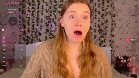 Snapshot of silent_princesses chatting on 5, 1, 2025 Chloe online show from 5, 1, 2025