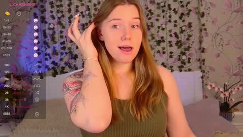 Snapshot of silent_princesses chatting on 24, 1, 2025 Chloe online show from 24, 1, 2025