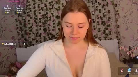 Snapshot of silent_princesses chatting on 17, 2, 2025 Chloe online show from 17, 2, 2025