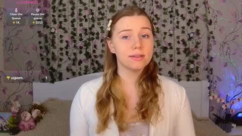 Snapshot of silent_princesses chatting on 23, 2, 2025 Chloe online show from 23, 2, 2025