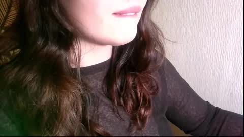 Snapshot of silentmuse_ chatting on 16, 12, 2025 muse online show from 16, 12, 2025