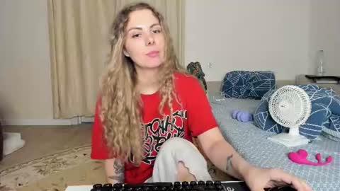 Snapshot of silkynancy99 chatting on 14, 6, 2026 Nancy online show from 14, 6, 2026