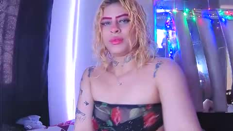 Snapshot of silla733914 chatting on 9, 2, 2026 Elektra chair online show from 9, 2, 2026