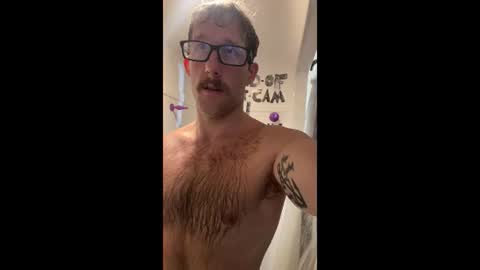 Snapshot of sillydillynewfie chatting on 25, 7, 2026 Silly Dilly Newfie online show from 25, 7, 2026