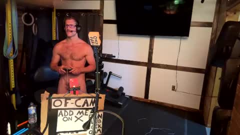 Snapshot of sillydillynewfie chatting on 30, 7, 2026 Silly Dilly Newfie online show from 30, 7, 2026