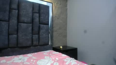 Snapshot of silvanacutefon chatting on 26, 5, 2026 silvanacutefon online show from 26, 5, 2026