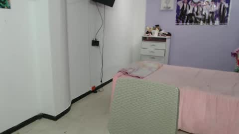 Snapshot of silvanaroberts_ chatting on 7, 3, 2025 Rouse online show from 7, 3, 2025