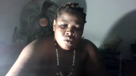 Snapshot of silver_baby06 chatting on 16, 5, 2026 silver baby06 online show from 16, 5, 2026