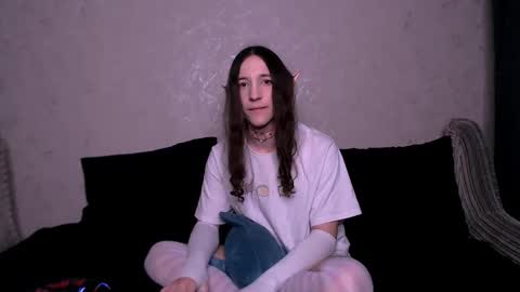 Snapshot of silvermuse chatting on 20, 11, 2025 silvermuse online show from 20, 11, 2025