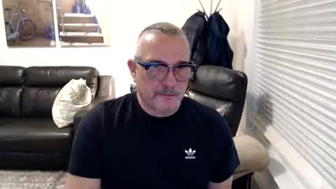 Snapshot of silveroli187 chatting on 27, 11, 2025 silveroli187 online show from 27, 11, 2025