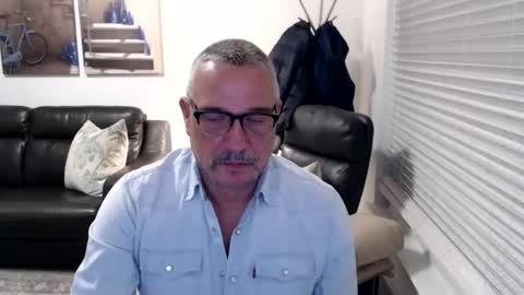 Snapshot of silveroli187 chatting on 30, 11, 2025 silveroli187 online show from 30, 11, 2025