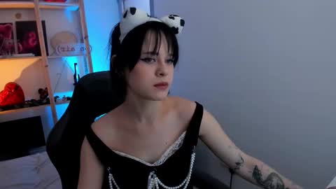 Snapshot of sima_wendy chatting on 6, 2, 2026 Wendy help me get get 69 likes online show from 6, 2, 2026