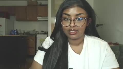 Simin Fox online show from 13, 3, 2026