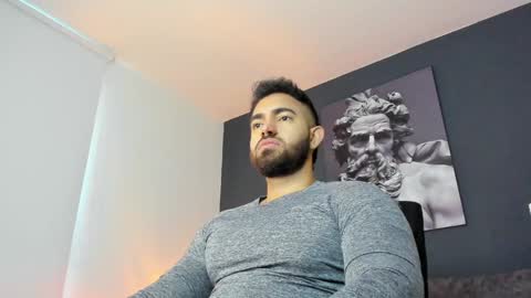 simon_leon01 online show from 12, 12, 2024