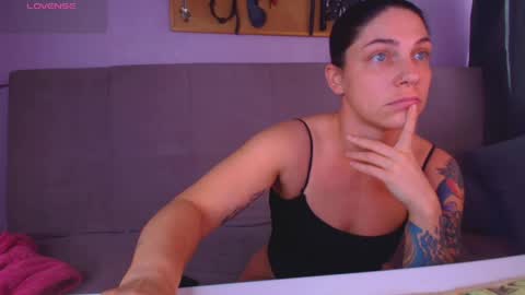 simona_moonshine online show from 19, 4, 2026