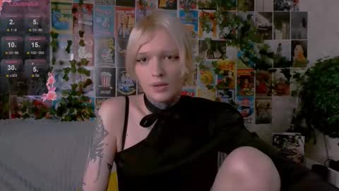 Snapshot of simona_rain chatting on 1, 10, 2025 Simona online show from 1, 10, 2025
