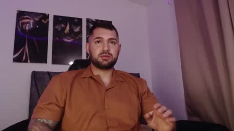 Snapshot of simonbeck chatting on 4, 3, 2025 Simon online show from 4, 3, 2025