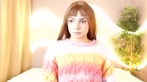 Snapshot of simone_sky chatting on 13, 2, 2026 simone_sky online show from 13, 2, 2026